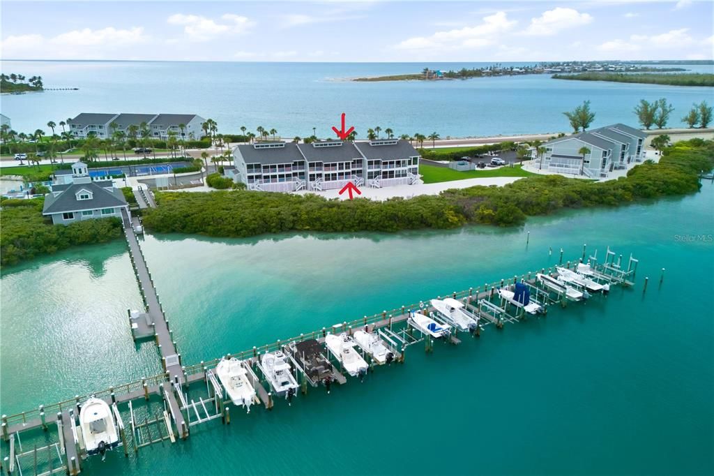 For Sale: $1,375,000 (3 beds, 3 baths, 1683 Square Feet)