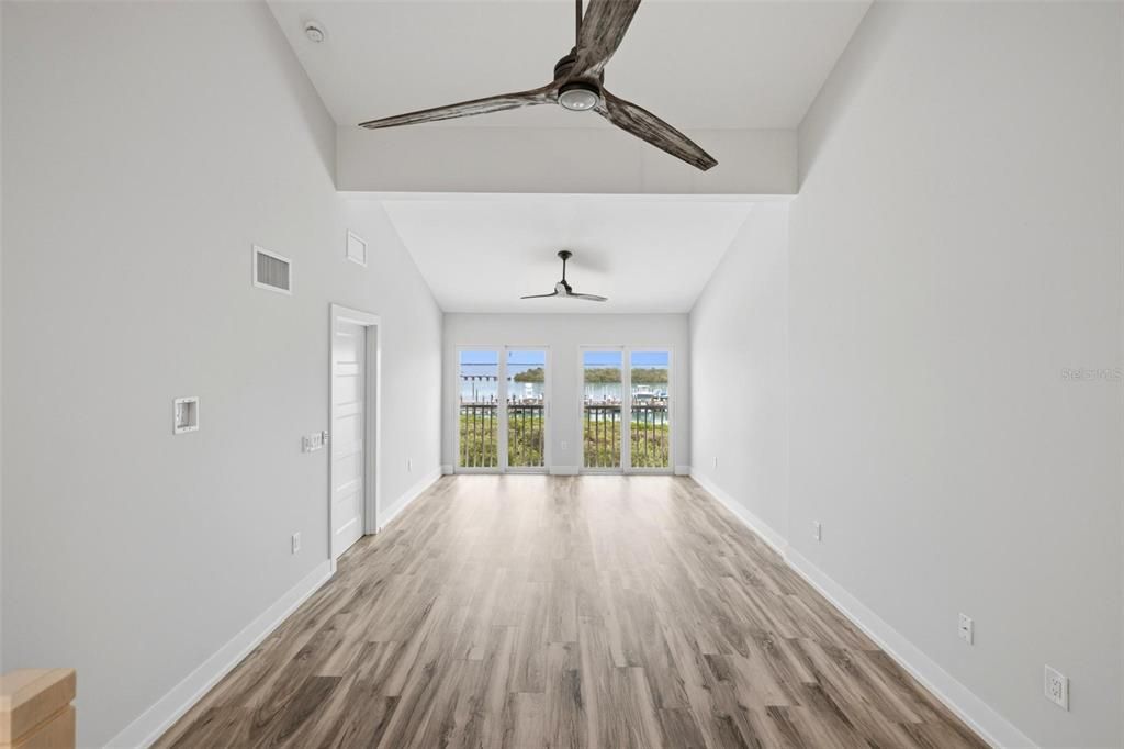 For Sale: $1,375,000 (3 beds, 3 baths, 1683 Square Feet)