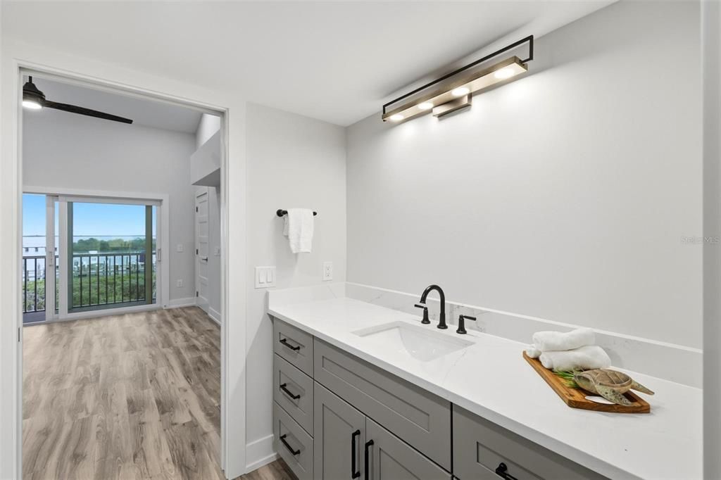 For Sale: $1,375,000 (3 beds, 3 baths, 1683 Square Feet)