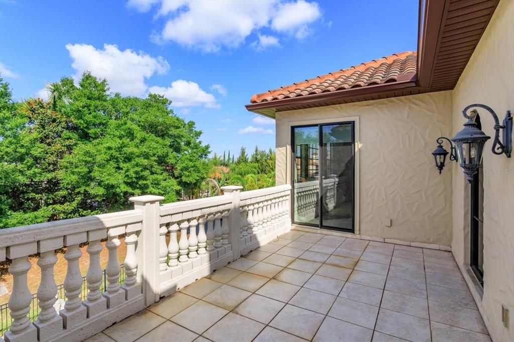 Active With Contract: $1,799,500 (5 beds, 5 baths, 5722 Square Feet)