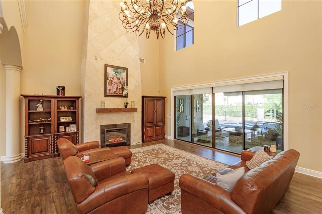 Active With Contract: $1,799,500 (5 beds, 5 baths, 5722 Square Feet)