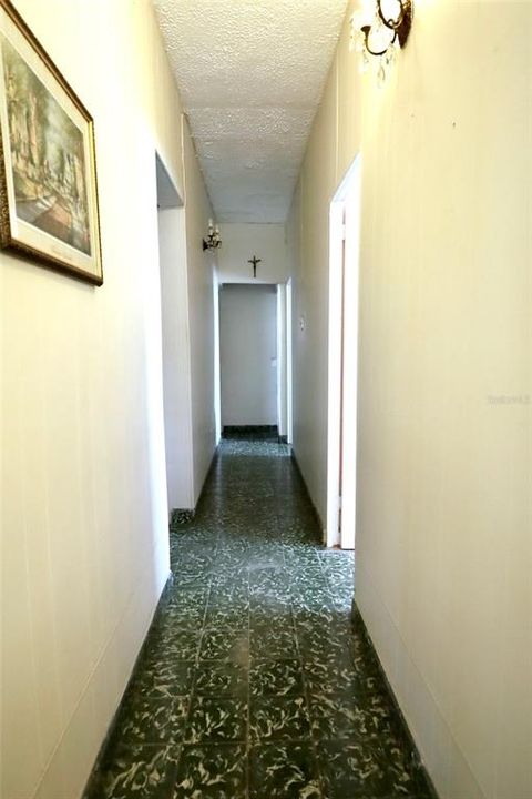 Activo con contrato: $199,000 (4 camas, 3 baños, 1140 Pies cuadrados)