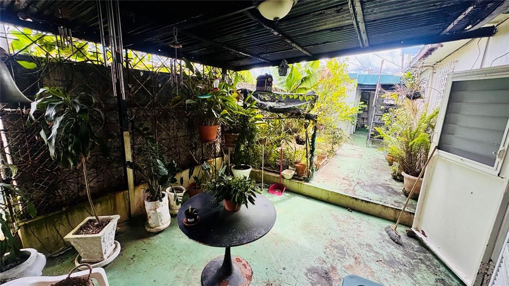 Activo con contrato: $199,000 (4 camas, 3 baños, 1140 Pies cuadrados)