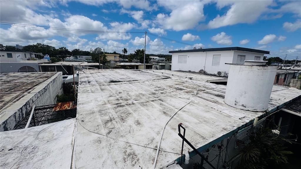 Activo con contrato: $199,000 (4 camas, 3 baños, 1140 Pies cuadrados)