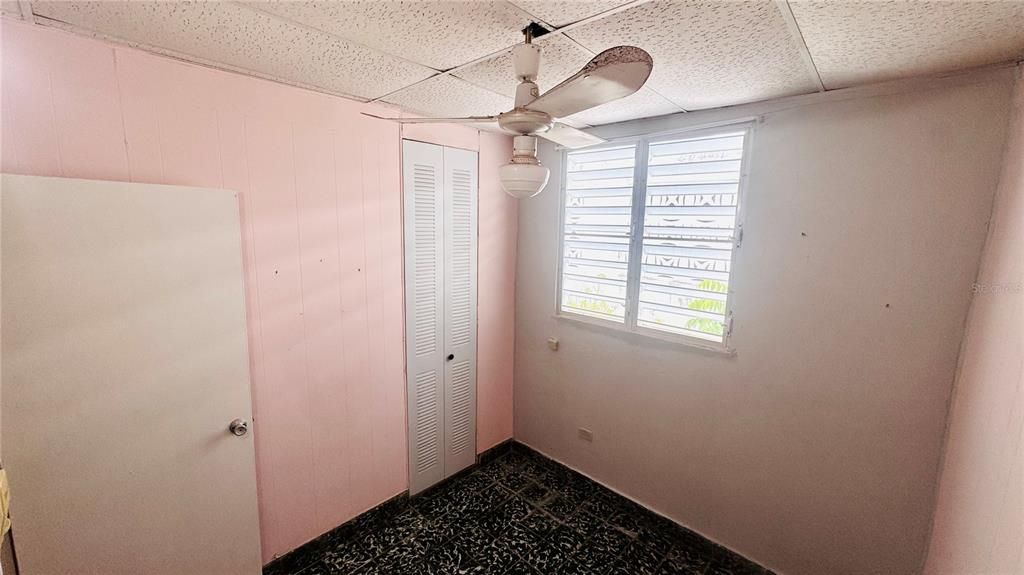 Activo con contrato: $199,000 (4 camas, 3 baños, 1140 Pies cuadrados)