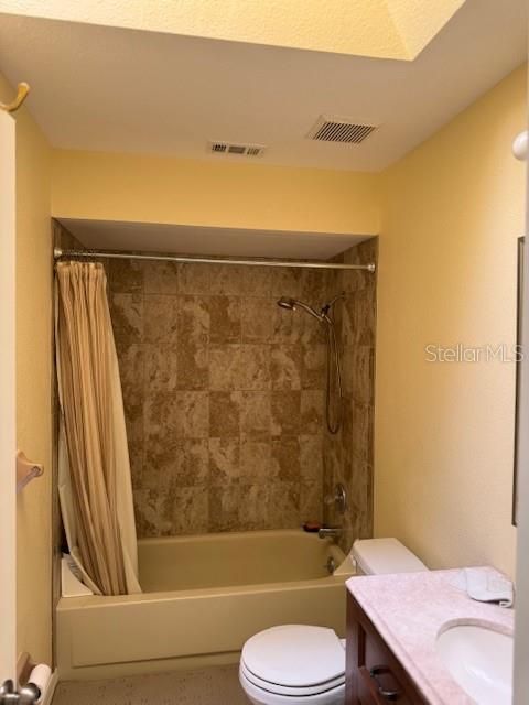 For Sale: $237,000 (3 beds, 3 baths, 1844 Square Feet)