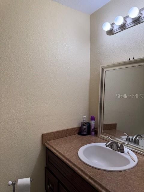 For Sale: $237,000 (3 beds, 3 baths, 1844 Square Feet)
