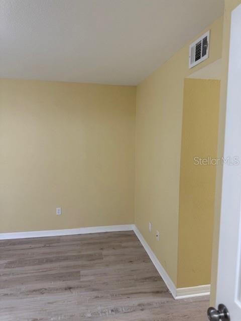 For Sale: $237,000 (3 beds, 3 baths, 1844 Square Feet)