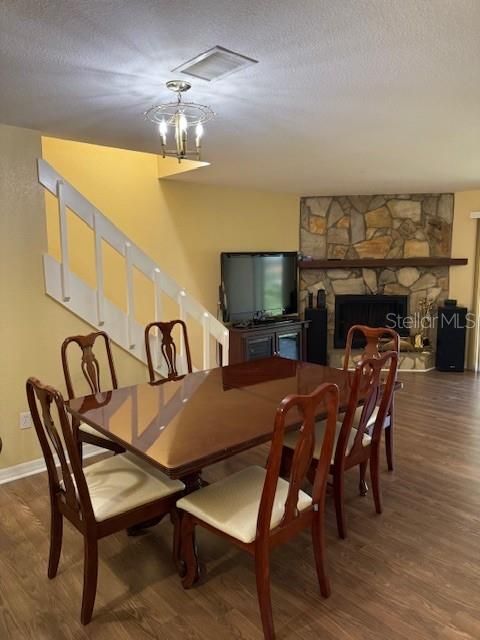 For Sale: $237,000 (3 beds, 3 baths, 1844 Square Feet)