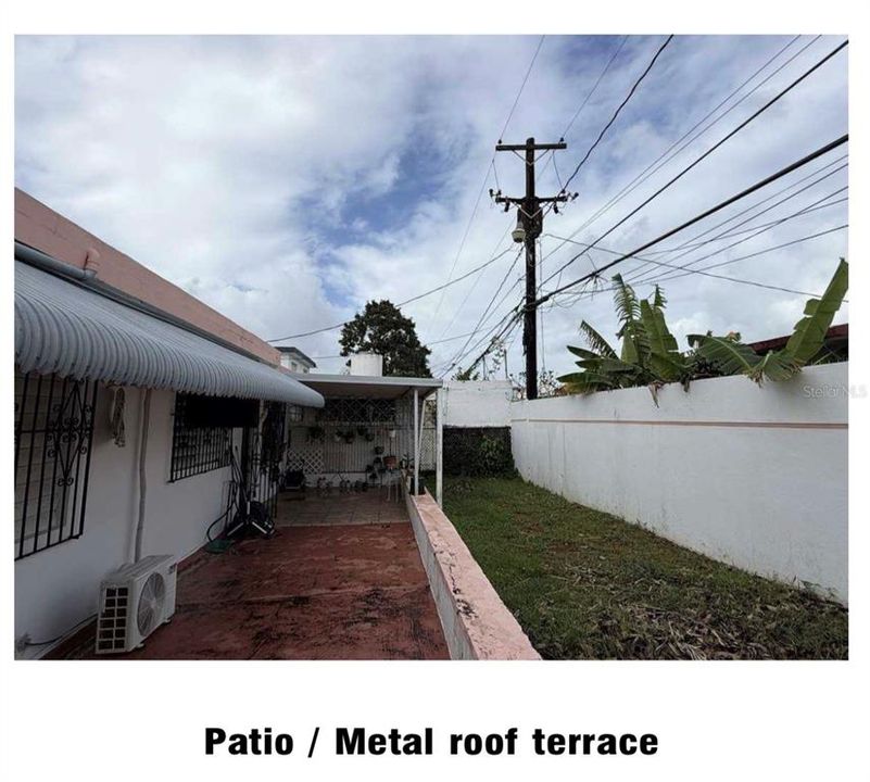 Active With Contract: $172,000 (3 beds, 1 baths, 798 Square Feet)