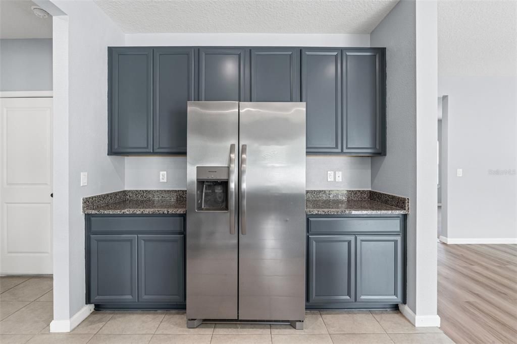 For Sale: $415,000 (4 beds, 3 baths, 2706 Square Feet)