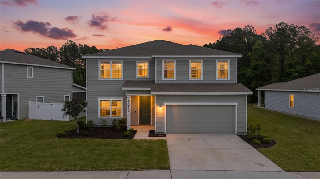 For Sale: $415,000 (4 beds, 3 baths, 2706 Square Feet)