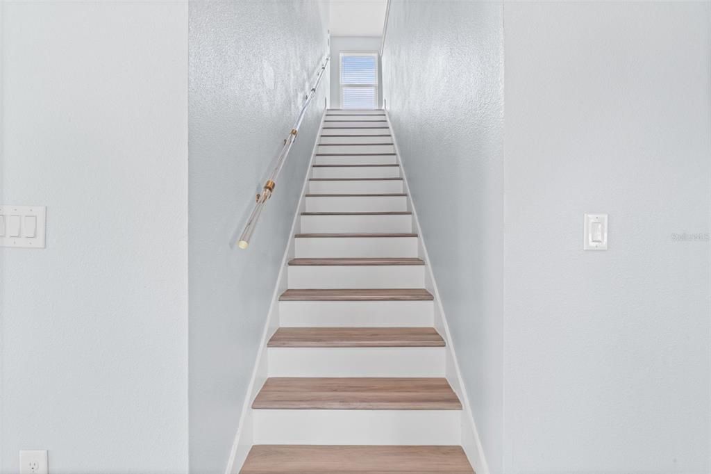 For Sale: $415,000 (4 beds, 3 baths, 2706 Square Feet)