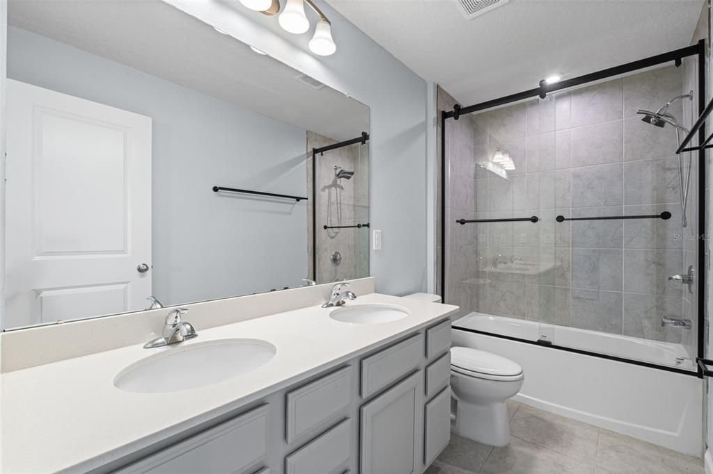 For Sale: $415,000 (4 beds, 3 baths, 2706 Square Feet)