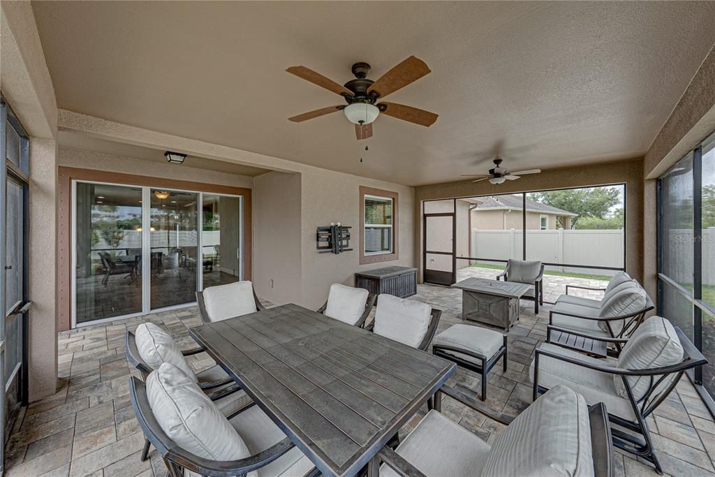 Active With Contract: $599,900 (4 beds, 3 baths, 2546 Square Feet)