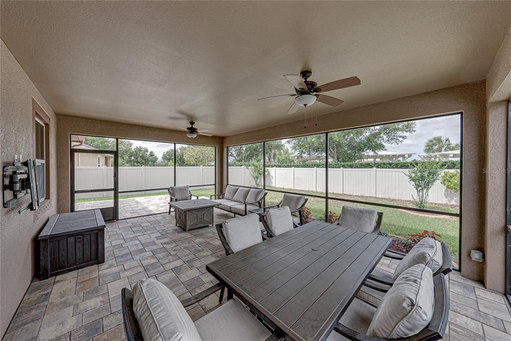 Active With Contract: $599,900 (4 beds, 3 baths, 2546 Square Feet)