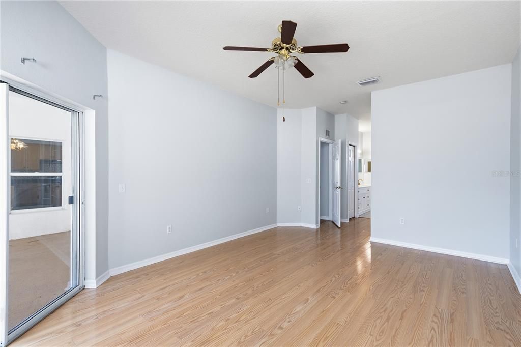 For Sale: $494,900 (4 beds, 3 baths, 2205 Square Feet)