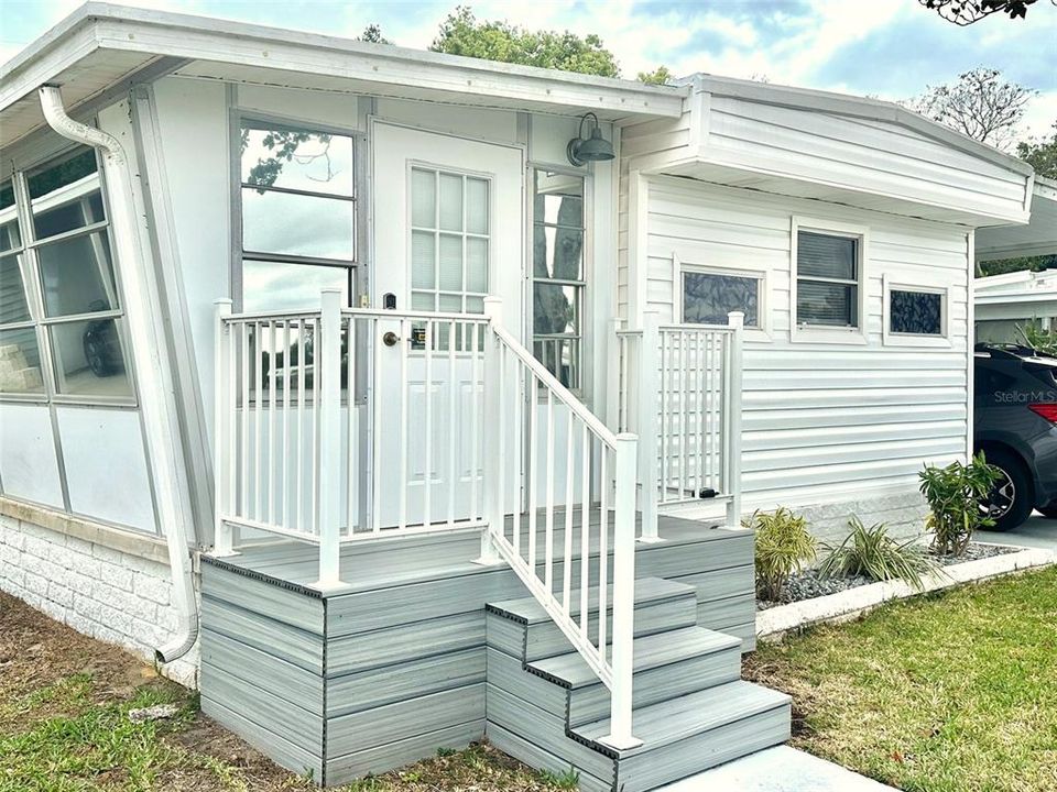 На продажу: $79,900 (2 спален, 1 ванн, 836 Квадратных фут)