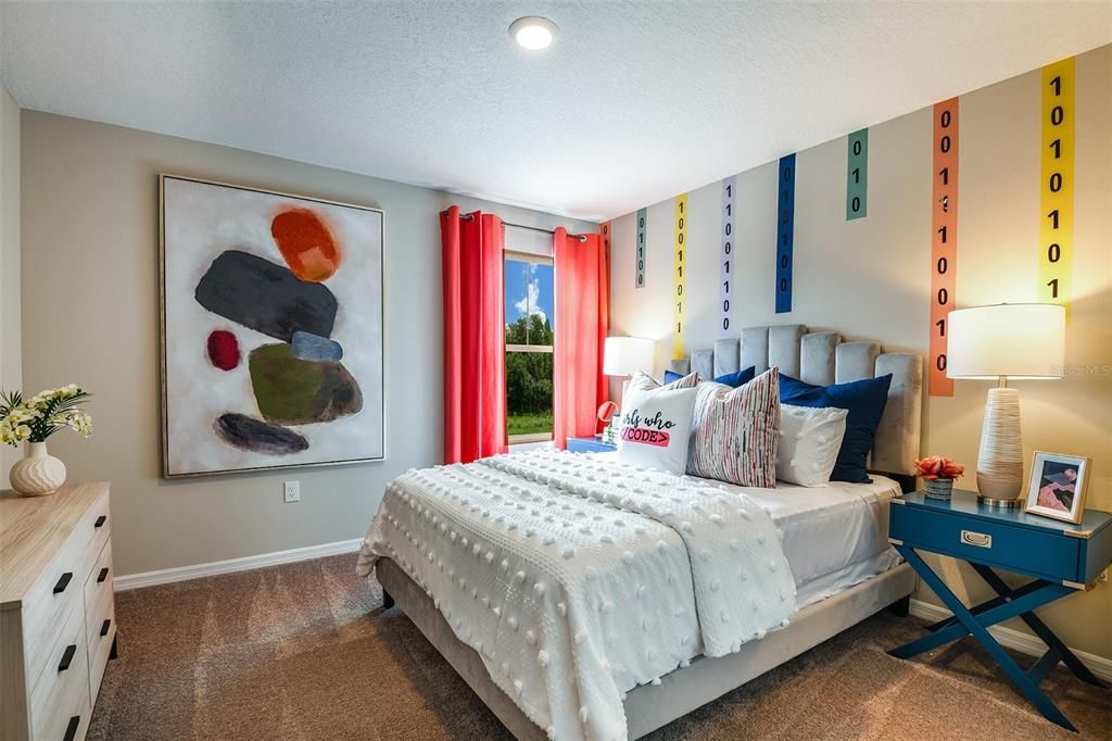 Activo con contrato: $434,990 (5 camas, 3 baños, 2470 Pies cuadrados)