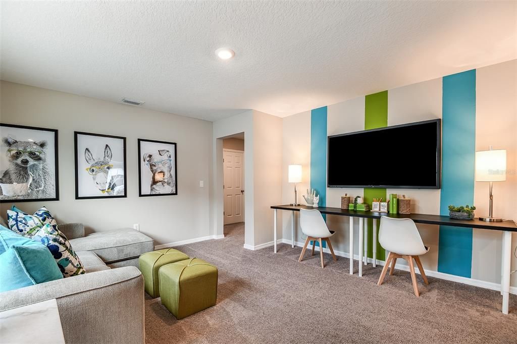 Activo con contrato: $434,990 (5 camas, 3 baños, 2470 Pies cuadrados)