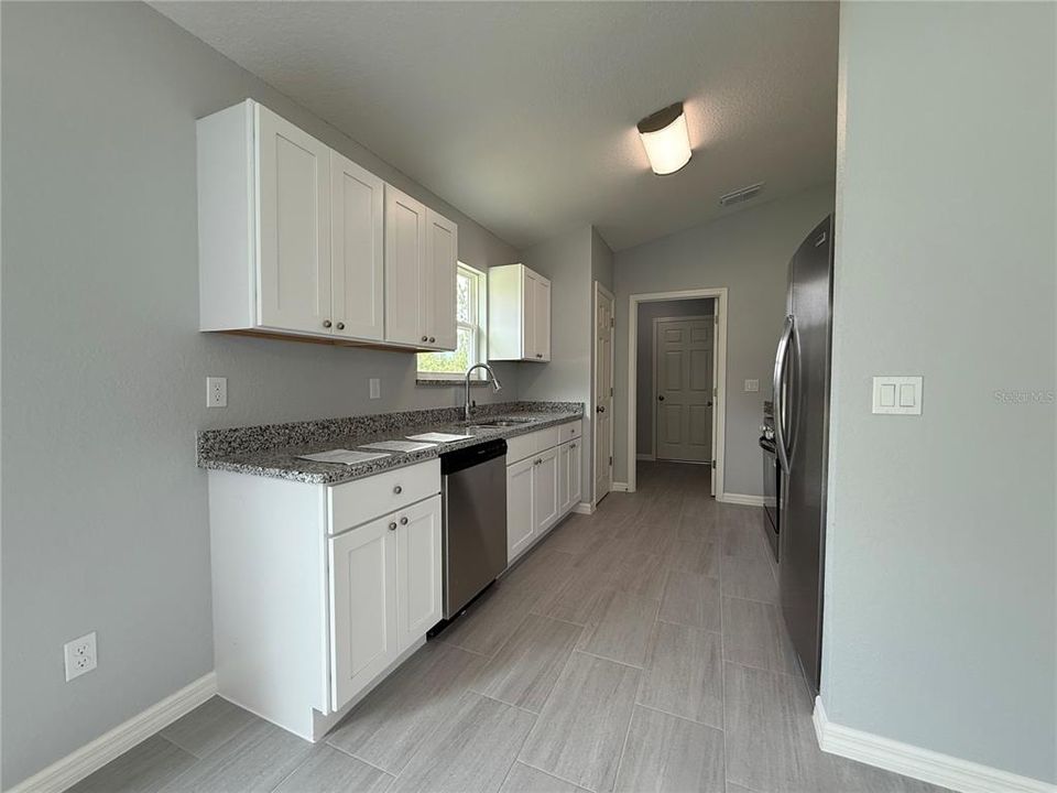 Activo con contrato: $209,900 (3 camas, 2 baños, 1232 Pies cuadrados)