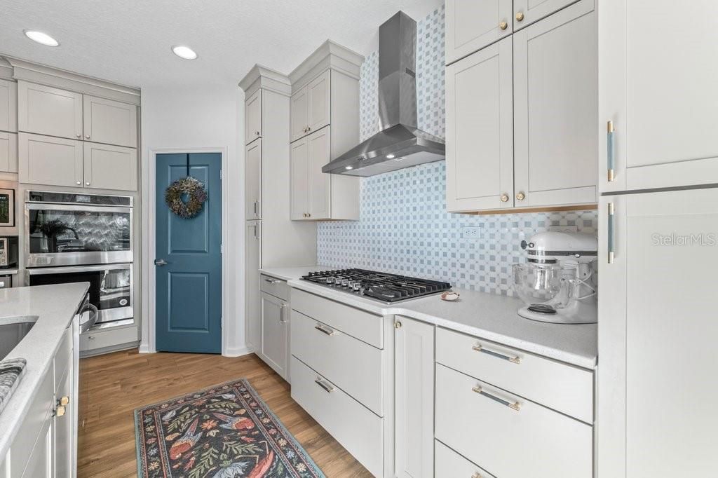 For Sale: $1,595,000 (4 beds, 3 baths, 2498 Square Feet)