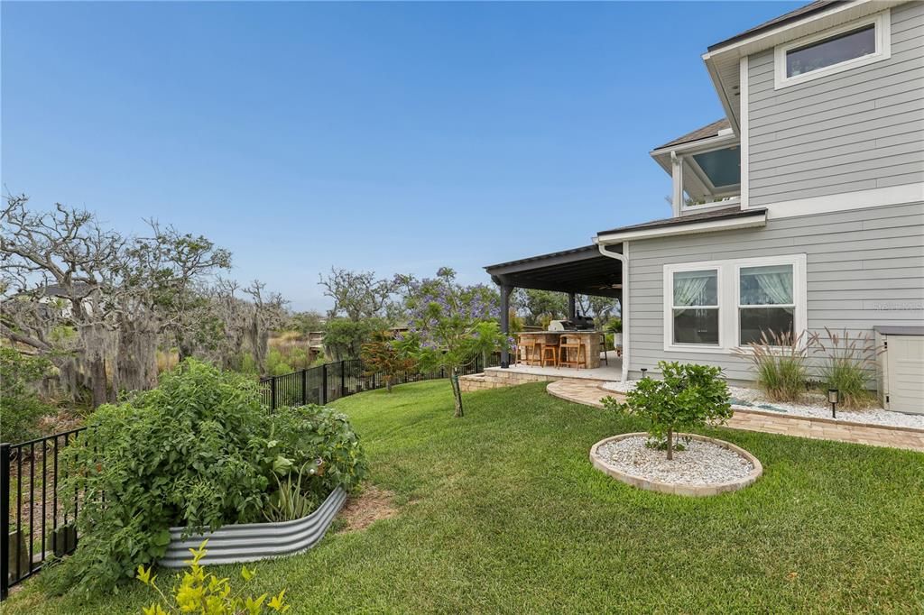 For Sale: $1,595,000 (4 beds, 3 baths, 2498 Square Feet)
