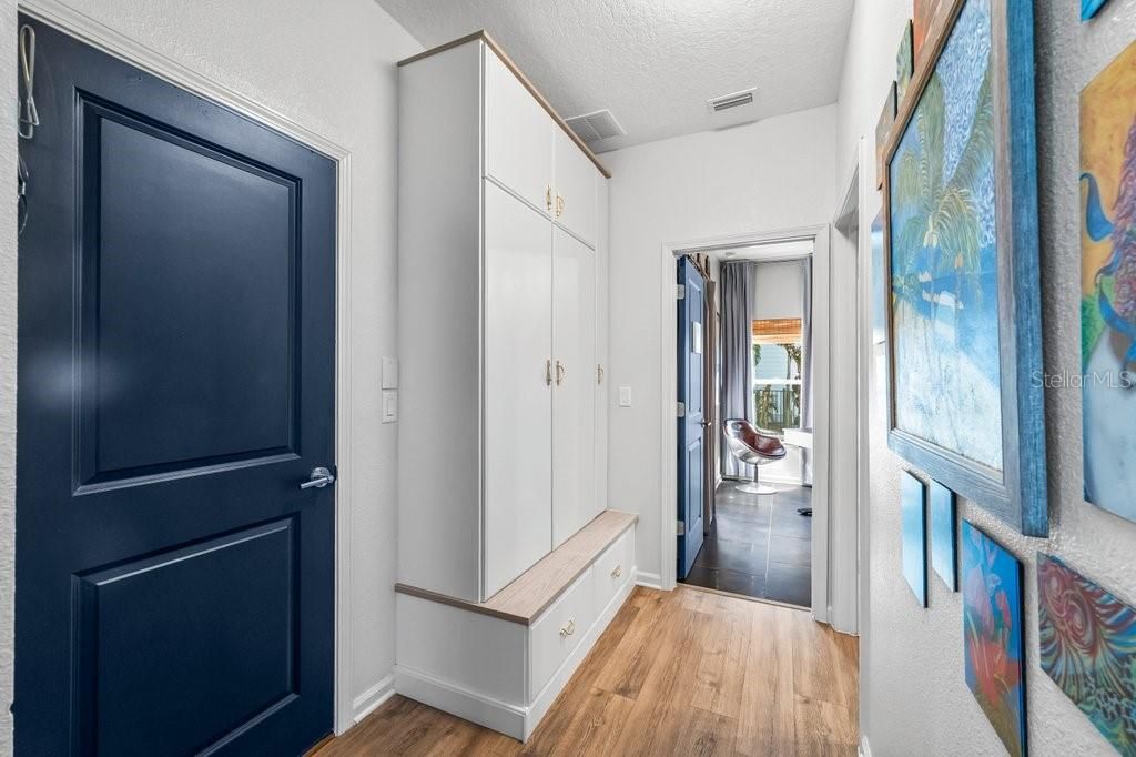 For Sale: $1,595,000 (4 beds, 3 baths, 2498 Square Feet)