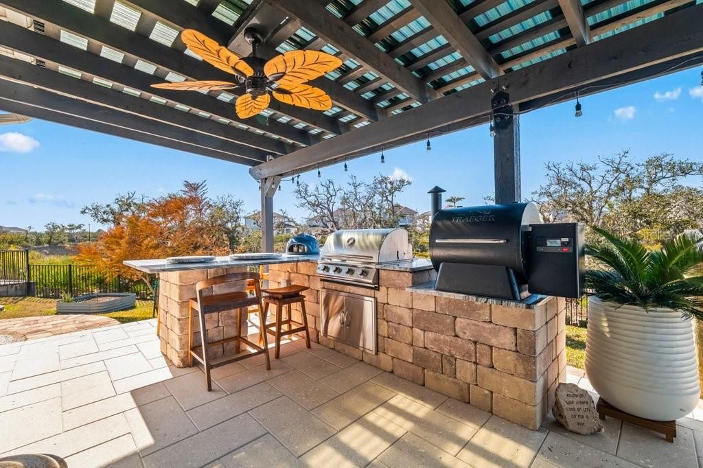 For Sale: $1,595,000 (4 beds, 3 baths, 2498 Square Feet)