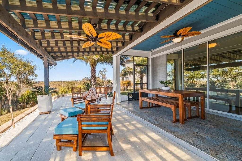 For Sale: $1,595,000 (4 beds, 3 baths, 2498 Square Feet)