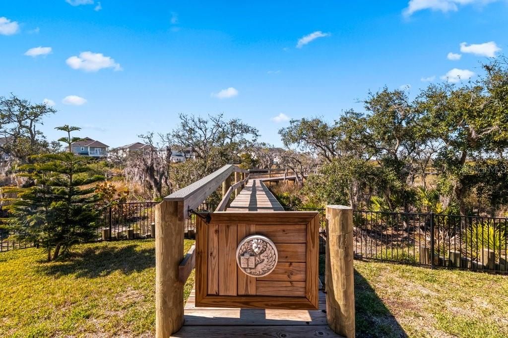 For Sale: $1,595,000 (4 beds, 3 baths, 2498 Square Feet)