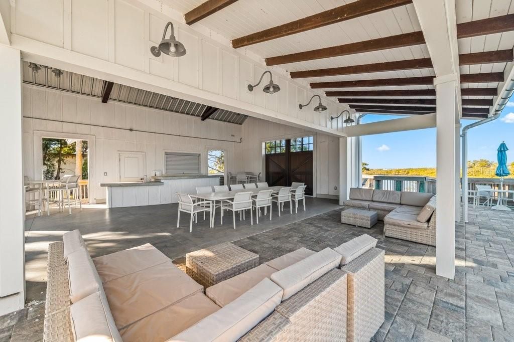 For Sale: $1,595,000 (4 beds, 3 baths, 2498 Square Feet)
