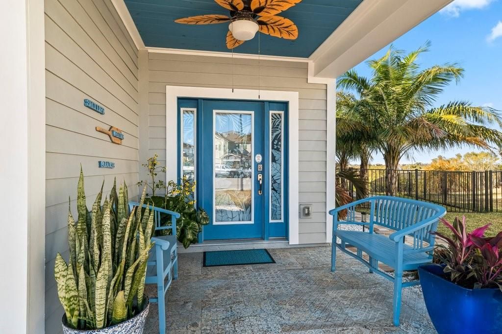 For Sale: $1,595,000 (4 beds, 3 baths, 2498 Square Feet)