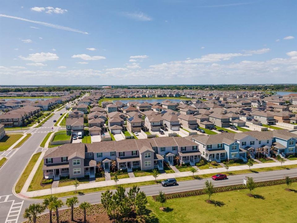 Active With Contract: $309,900 (3 beds, 2 baths, 1600 Square Feet)