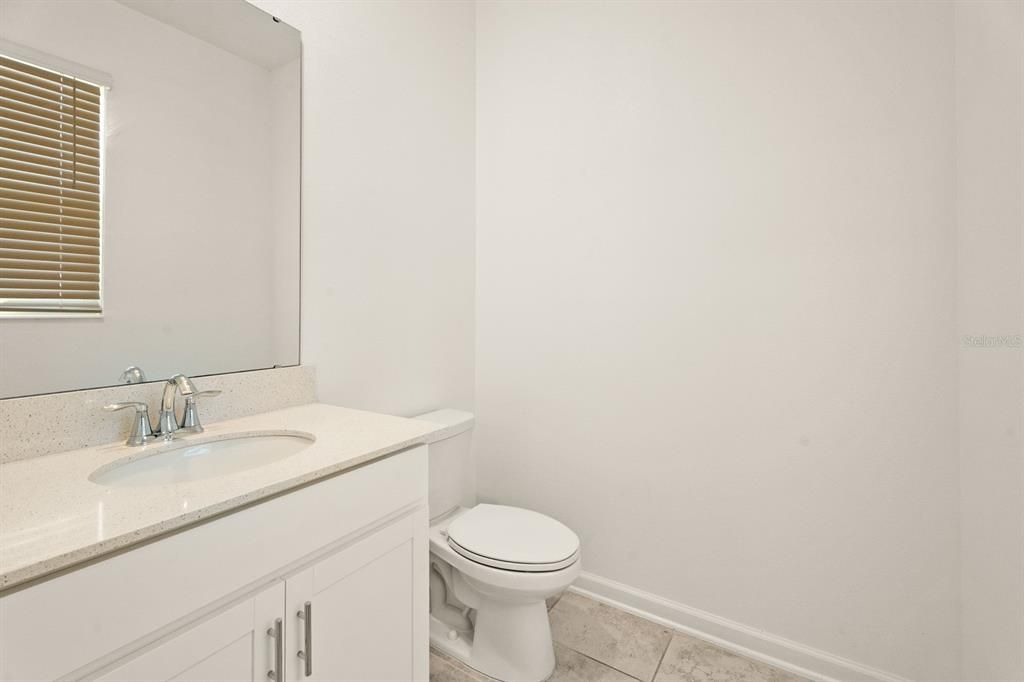 Active With Contract: $309,900 (3 beds, 2 baths, 1600 Square Feet)