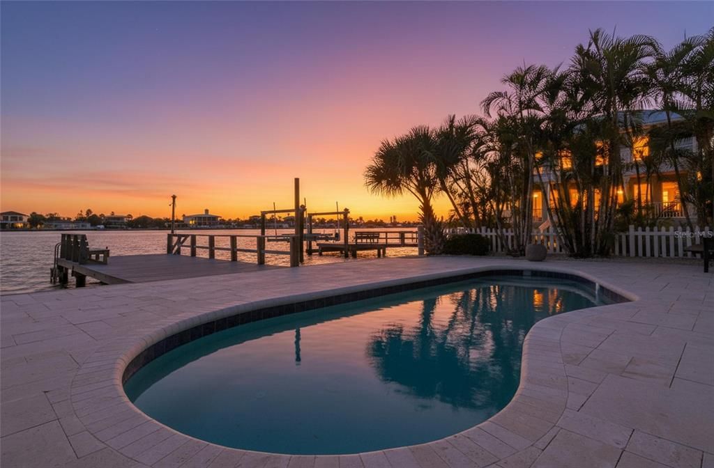 For Rent: $8,900 (3 beds, 2 baths, 2076 Square Feet)