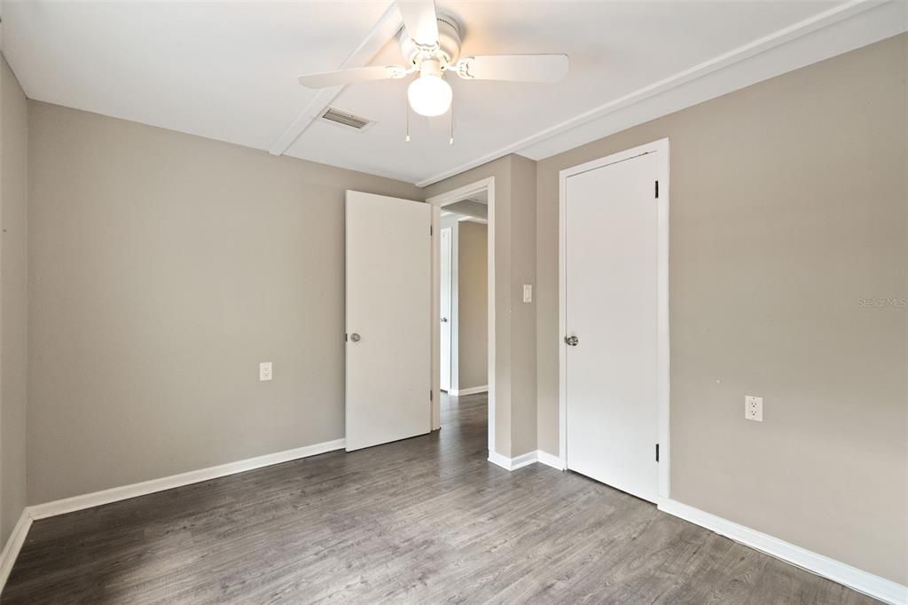 Activo con contrato: $235,000 (2 camas, 1 baños, 572 Pies cuadrados)