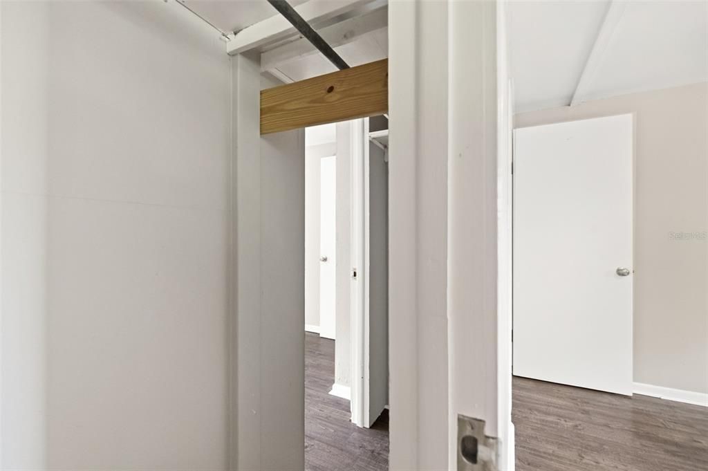 Activo con contrato: $235,000 (2 camas, 1 baños, 572 Pies cuadrados)