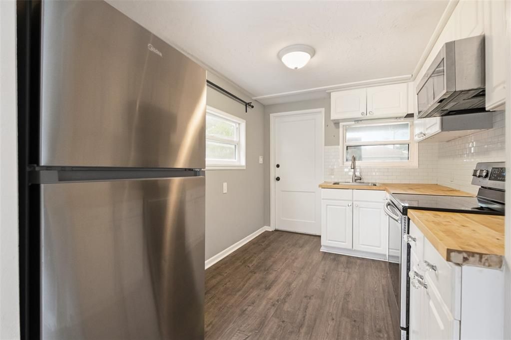 Activo con contrato: $235,000 (2 camas, 1 baños, 572 Pies cuadrados)