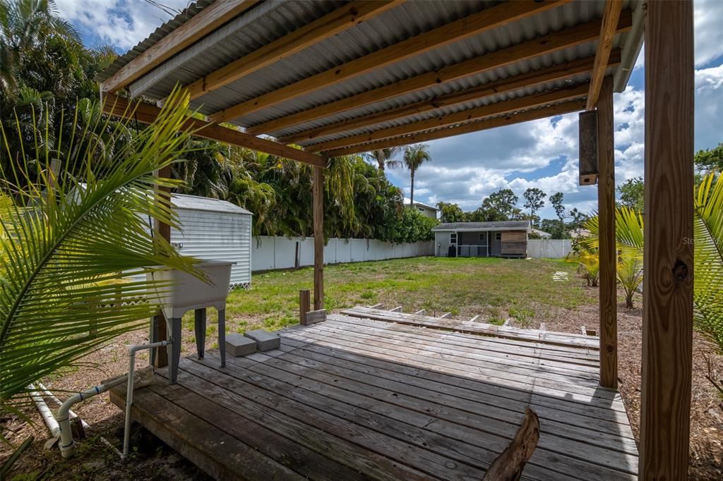Activo con contrato: $235,000 (2 camas, 1 baños, 572 Pies cuadrados)