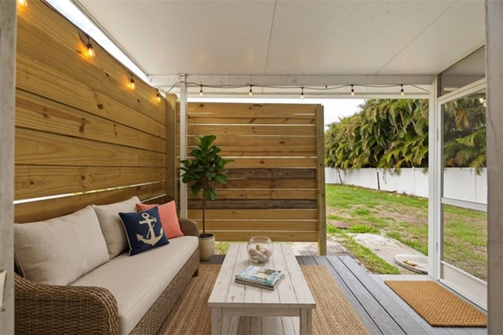 Activo con contrato: $235,000 (2 camas, 1 baños, 572 Pies cuadrados)