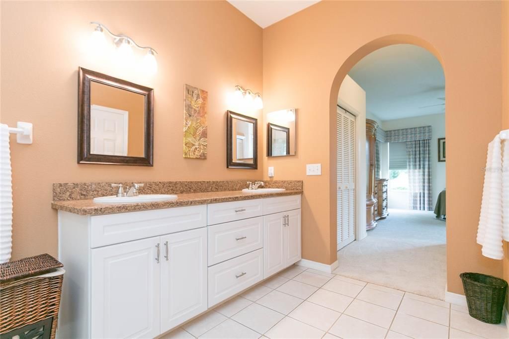 For Sale: $484,900 (4 beds, 3 baths, 2281 Square Feet)