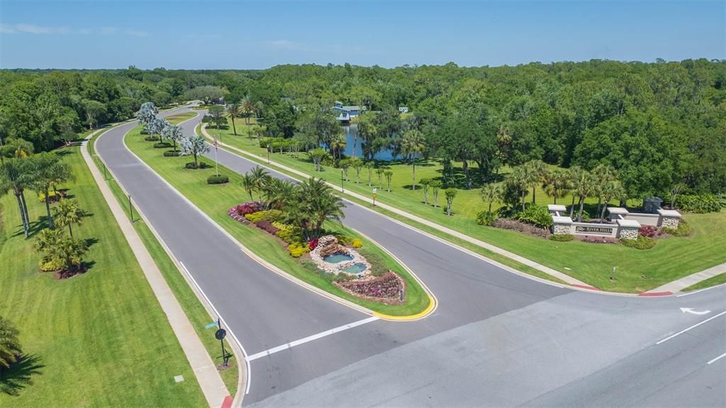 For Sale: $484,900 (4 beds, 3 baths, 2281 Square Feet)