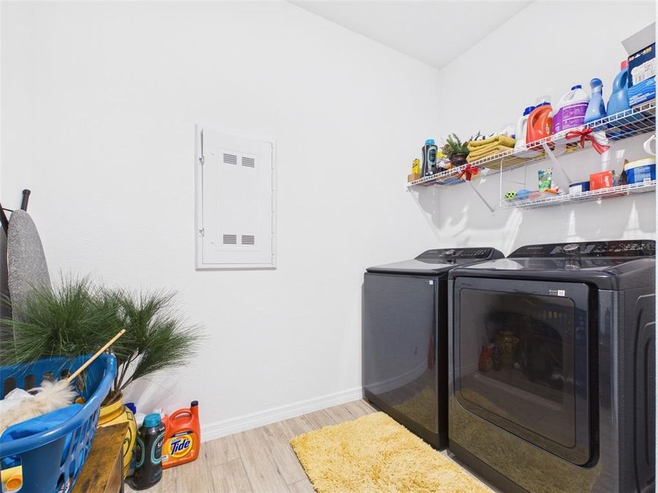 For Sale: $595,000 (4 beds, 4 baths, 3034 Square Feet)