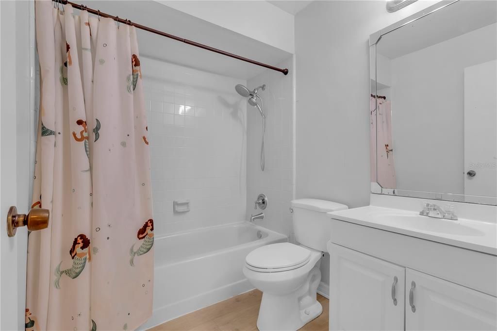En Venta: $315,000 (3 camas, 2 baños, 1372 Pies cuadrados)