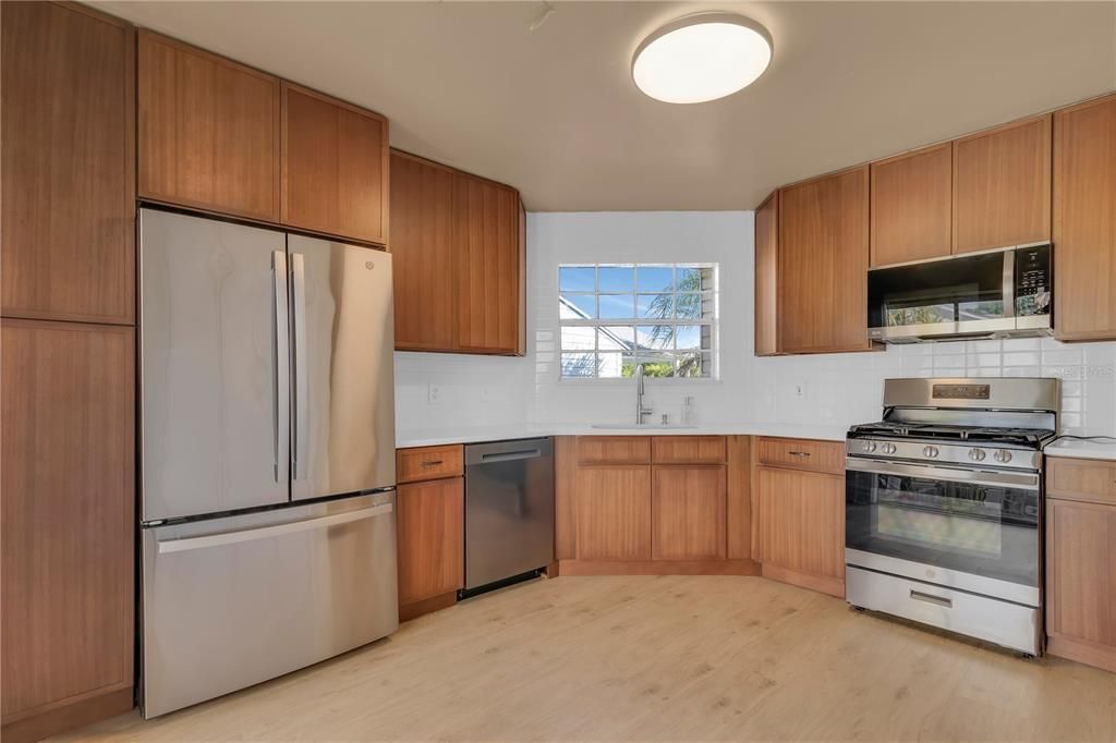 En Venta: $315,000 (3 camas, 2 baños, 1372 Pies cuadrados)