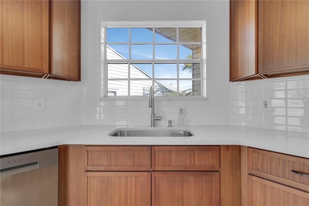 En Venta: $315,000 (3 camas, 2 baños, 1372 Pies cuadrados)
