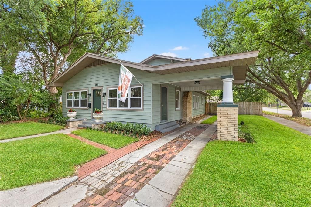 Active With Contract: $650,000 (4 beds, 2 baths, 2128 Square Feet)