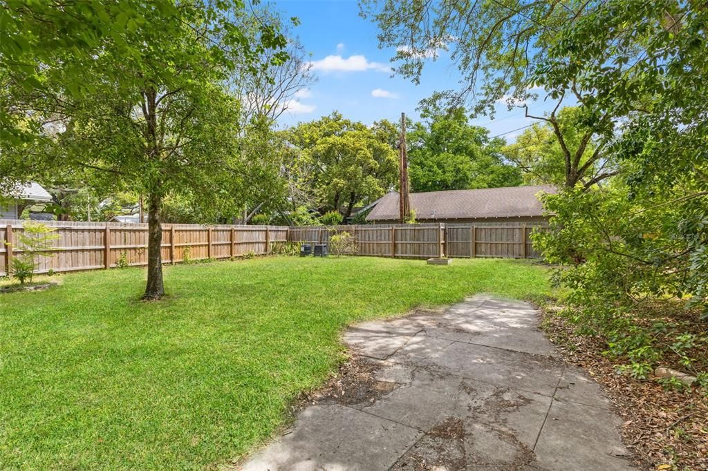 Active With Contract: $650,000 (4 beds, 2 baths, 2128 Square Feet)