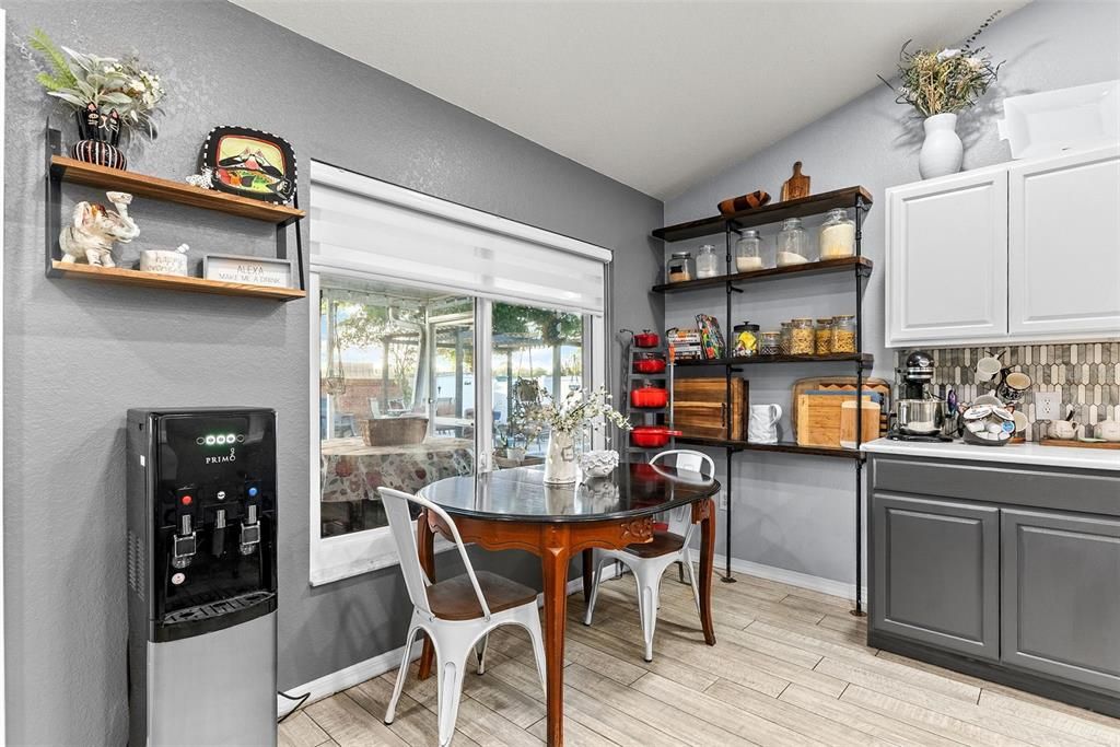 Active With Contract: $385,000 (4 beds, 3 baths, 2072 Square Feet)